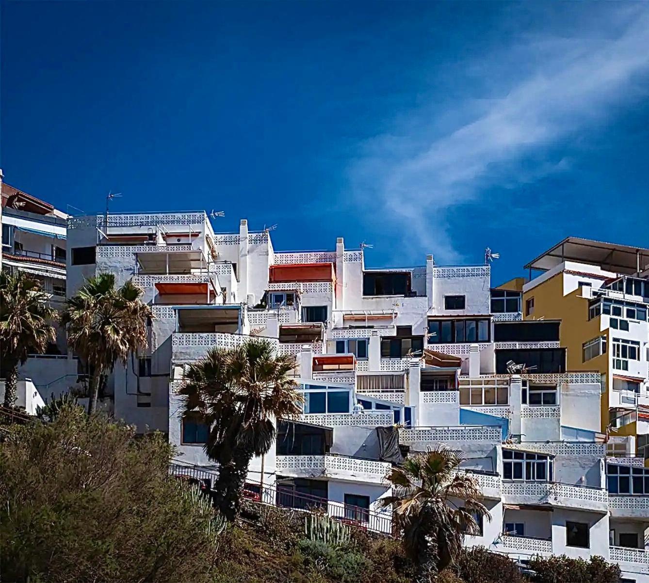 Olas Del Atlantico Apartment *
